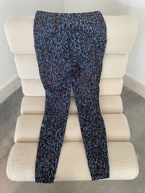 Lululemon swift speed Blue and Black Printed Leggings